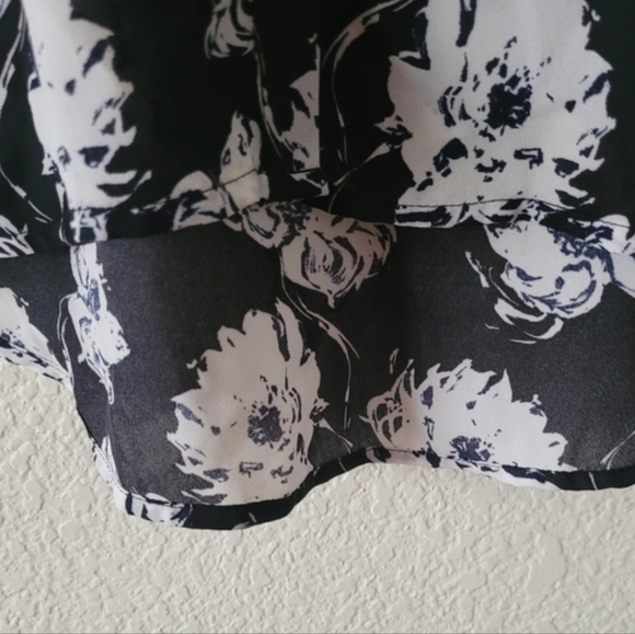 Apt.9 Sheer Black and White Floral Sleeveless Button Down Blouse Size XL - Picture 5 of 11